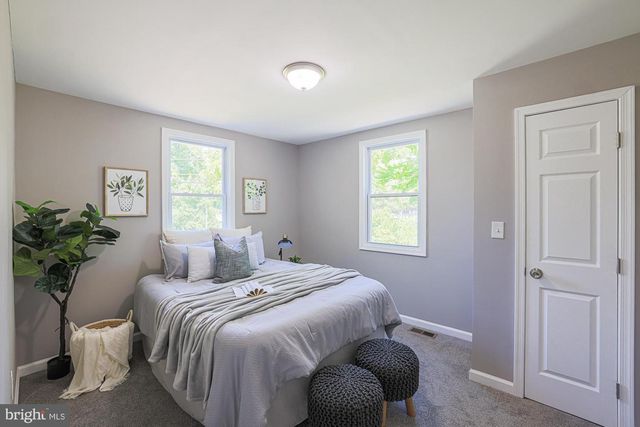 7665 OLD BATTLE GROVE RD, Baltimore, MD 21222