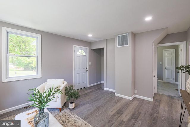 7665 OLD BATTLE GROVE RD, Baltimore, MD 21222