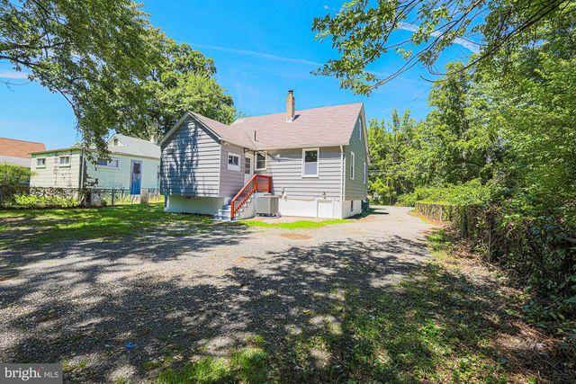 7665 OLD BATTLE GROVE RD, Baltimore, MD 21222