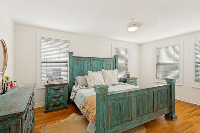 3912 Byers Avenue, Fort Worth, TX 76107