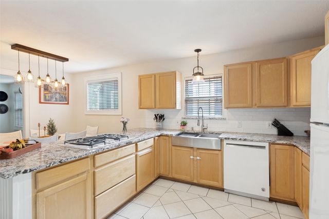 3912 Byers Avenue, Fort Worth, TX 76107