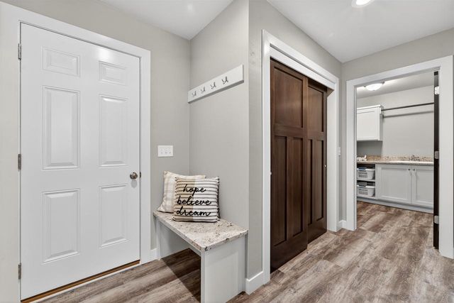 1621 FOUNDERS STREET, Neenah, WI 54956