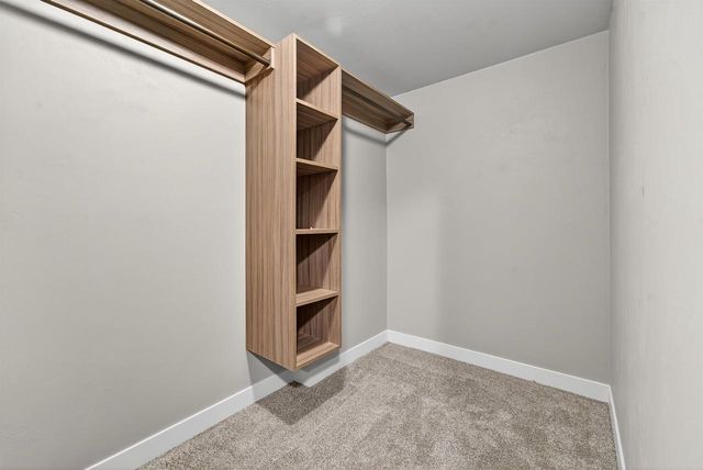 1621 FOUNDERS STREET, Neenah, WI 54956