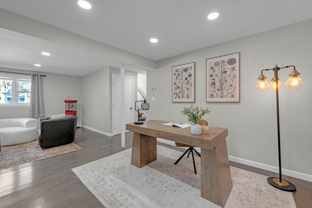 19 Maplecrest Drive, Southborough, MA 01772