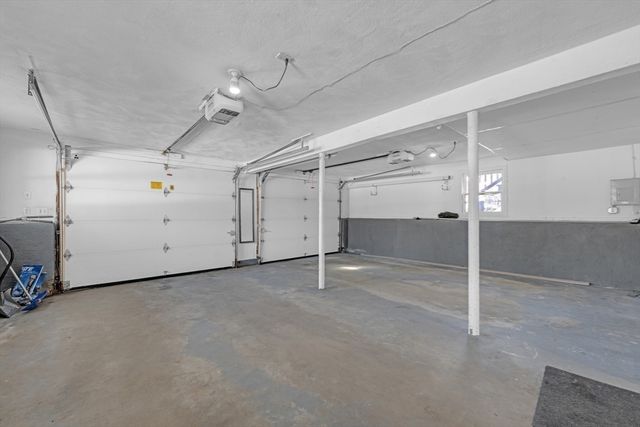 19 Maplecrest Drive, Southborough, MA 01772