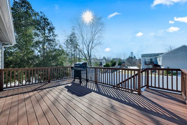 19 Maplecrest Drive, Southborough, MA 01772