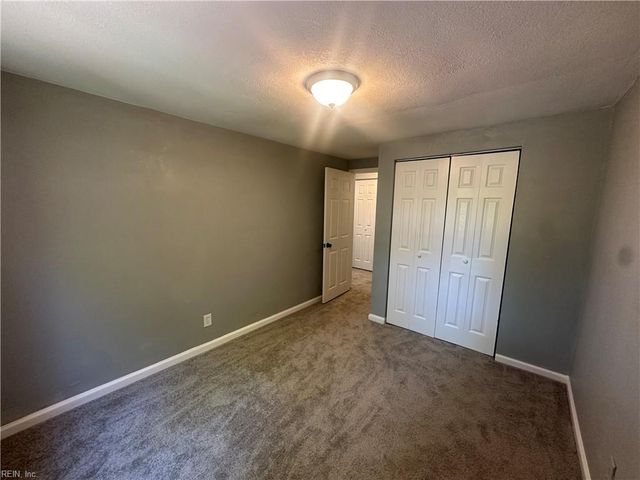 6427 Faraday CT, Norfolk, VA 23513