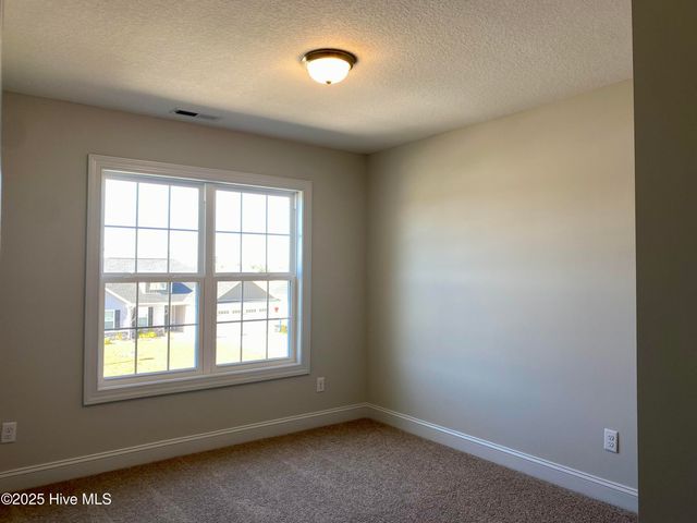 806 Gemini Court, Jacksonville, NC 28546
