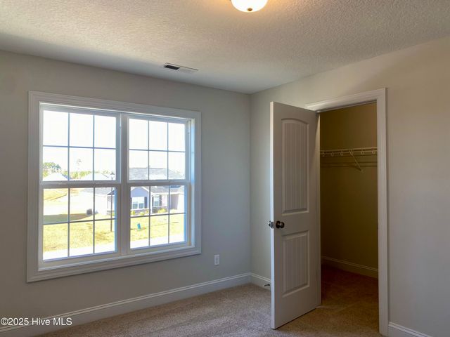 806 Gemini Court, Jacksonville, NC 28546
