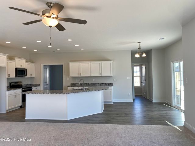 806 Gemini Court, Jacksonville, NC 28546