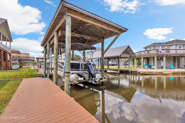 4050 Victoria Street, Bay Saint Louis, MS 39520