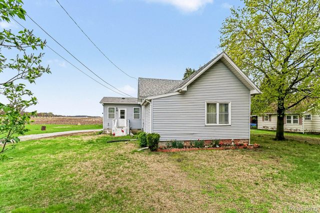 1304 Samaria Road, Bedford Township, MI 48177