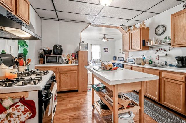 1304 Samaria Road, Bedford Township, MI 48177