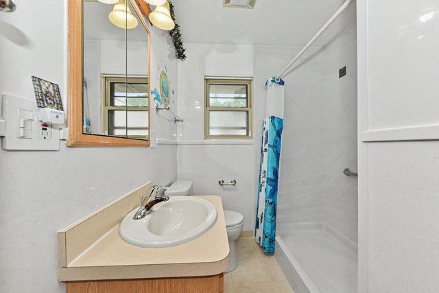8651 W Crossfield AVENUE, Milwaukee, WI 53225