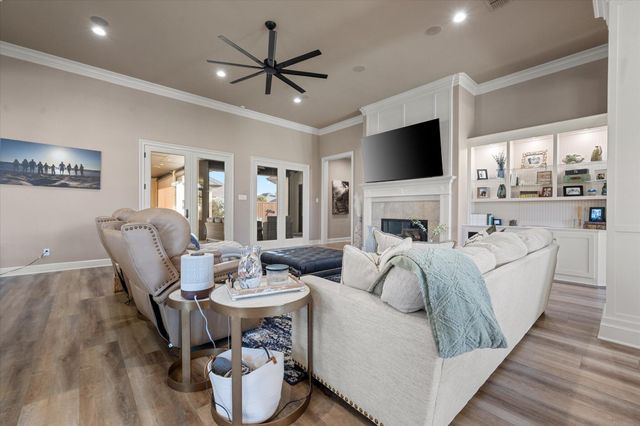 9001 Juneau Avenue, Lubbock, TX 79424