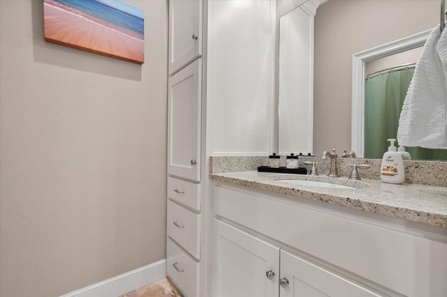 9001 Juneau Avenue, Lubbock, TX 79424