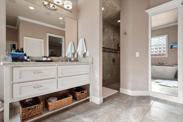 9001 Juneau Avenue, Lubbock, TX 79424