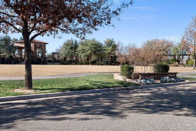 9001 Juneau Avenue, Lubbock, TX 79424