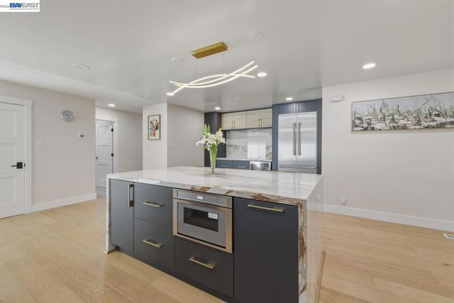 44775 Parkmeadow Dr, Fremont, CA 94539