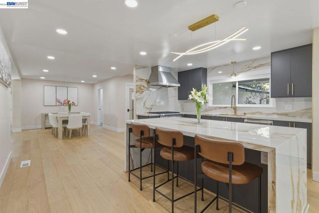 44775 Parkmeadow Dr, Fremont, CA 94539