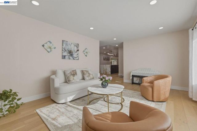 44775 Parkmeadow Dr, Fremont, CA 94539