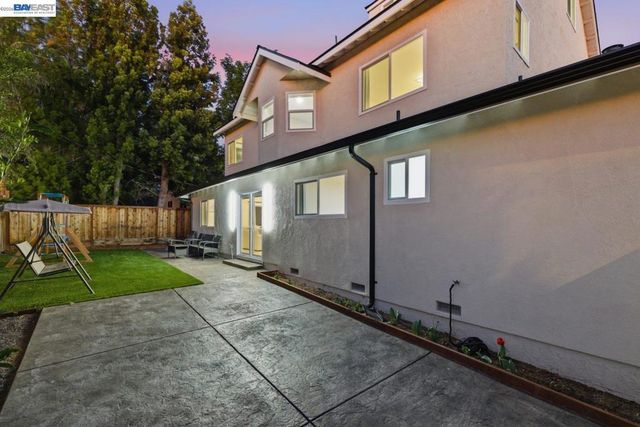 44775 Parkmeadow Dr, Fremont, CA 94539