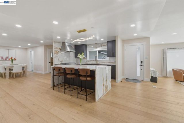 44775 Parkmeadow Dr, Fremont, CA 94539