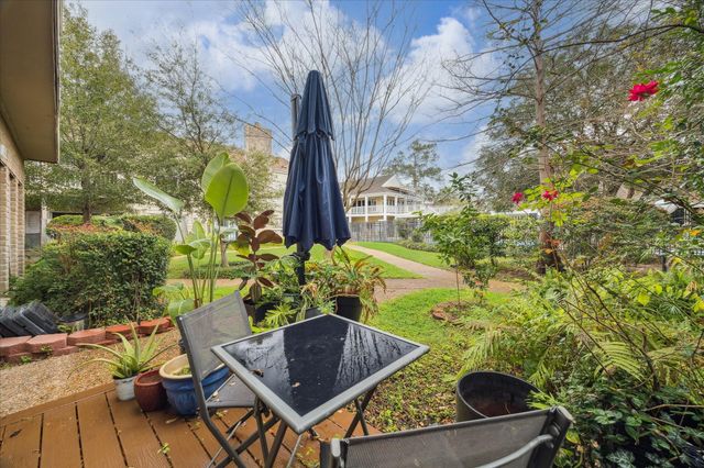 2100 Tanglewilde Street 373, Houston, TX 77063