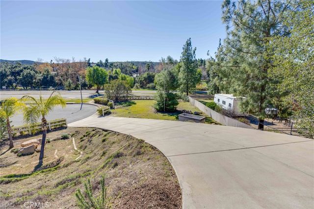 25402 Bellemore, Ramona, CA 92065