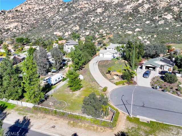 25402 Bellemore, Ramona, CA 92065