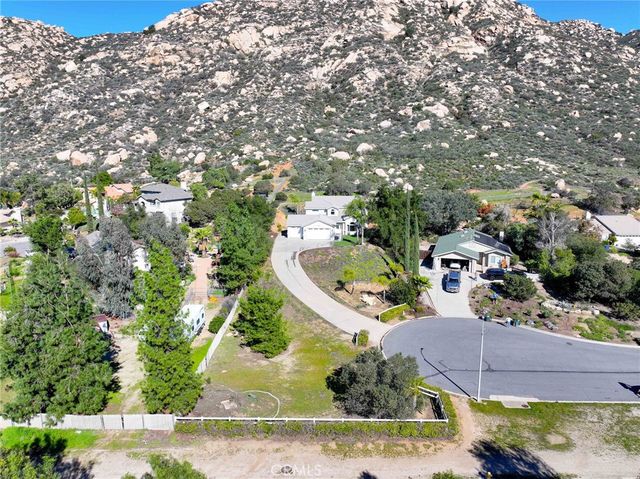 25402 Bellemore, Ramona, CA 92065
