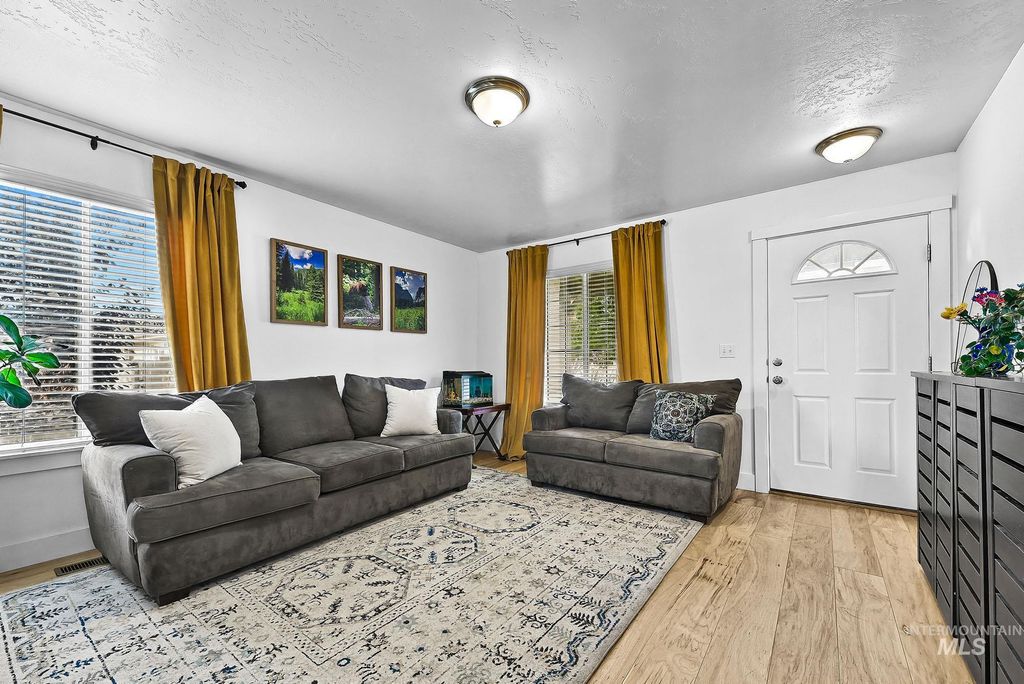11267 W Cheshire Ct, Nampa, ID 83651 photo 4