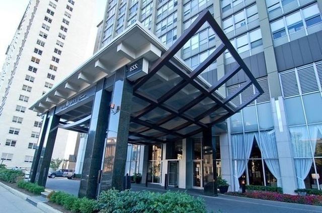 655 W Irving Park Road 1114, Chicago, IL 60613