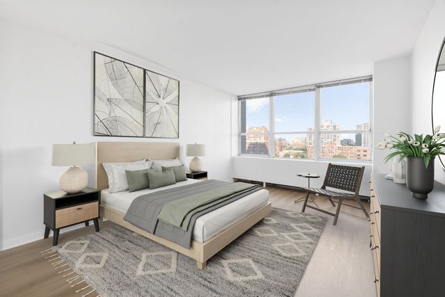 655 W Irving Park Road 1114, Chicago, IL 60613