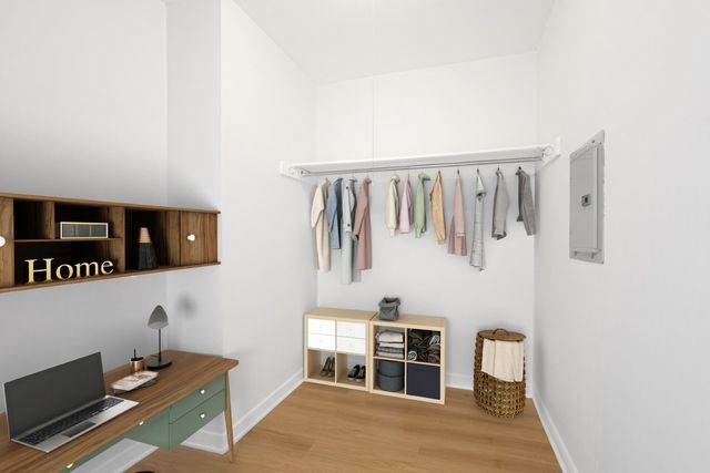 655 W Irving Park Road 1114, Chicago, IL 60613