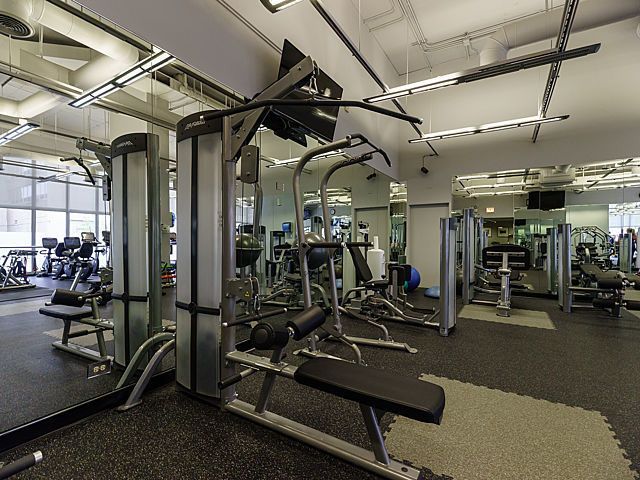 655 W Irving Park Road 1114, Chicago, IL 60613