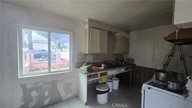 840 N Euclid, Pasadena, CA 91104