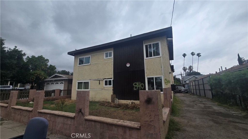 840 N Euclid, Pasadena, CA 91104