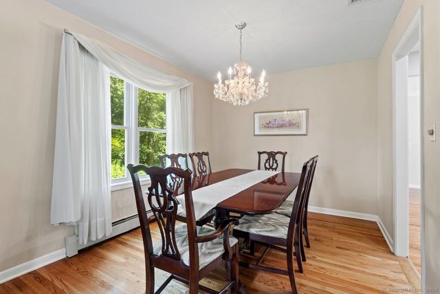 21 Rockview Drive, Cheshire, CT 06410
