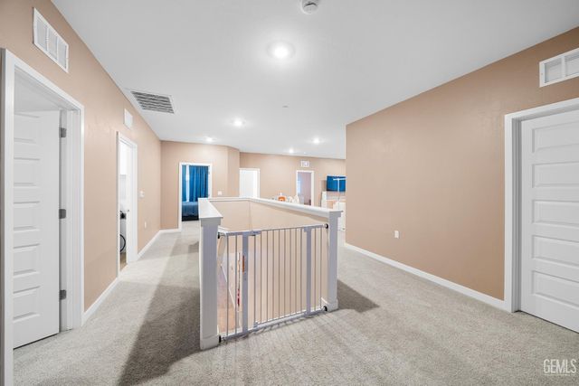 8905 Royston Drive, Shafter, CA 93263