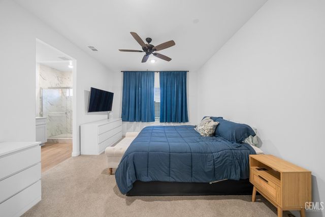 8905 Royston Drive, Shafter, CA 93263