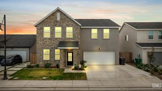 8905 Royston Drive, Shafter, CA 93263