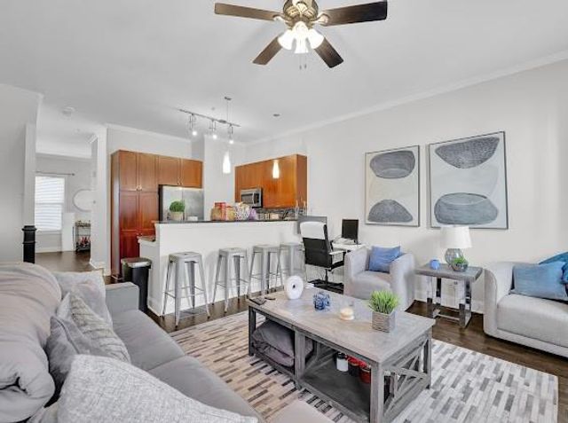 1960 Sterling Oaks Circle NE, Atlanta, GA 30319