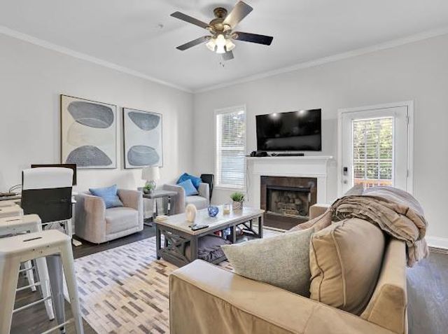 1960 Sterling Oaks Circle NE, Atlanta, GA 30319