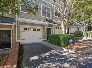 1960 Sterling Oaks Circle NE, Atlanta, GA 30319