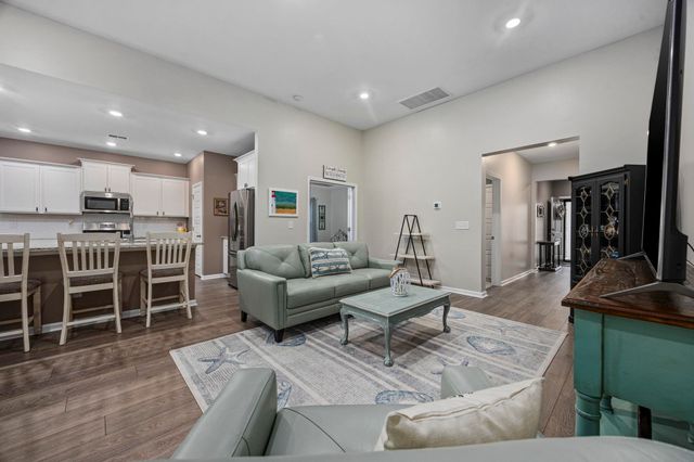 5635 Whitebark Dr., Myrtle Beach, SC 29577