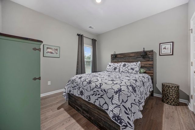 5635 Whitebark Dr., Myrtle Beach, SC 29577