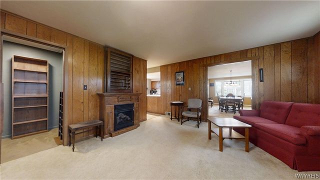 349 Maynard Dr, Amherst, NY 14226