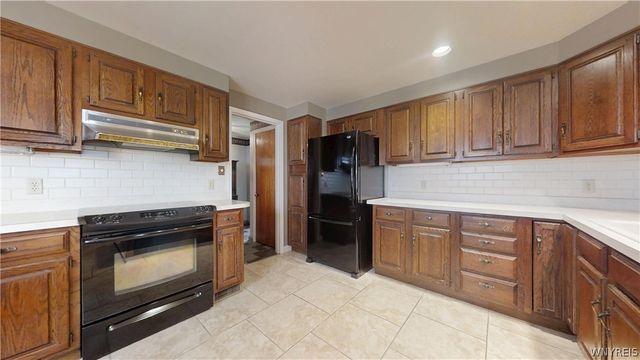 349 Maynard Dr, Amherst, NY 14226