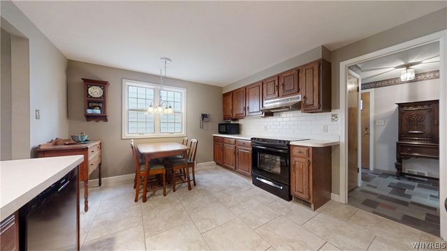 349 Maynard Dr, Amherst, NY 14226